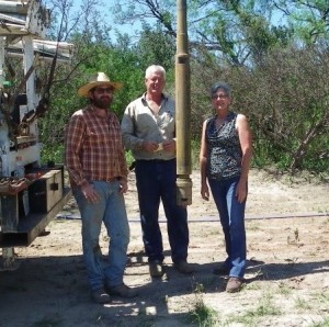 Super Jaws Simultaneously Drills Cases Water Well in Challenging Texas Environment 1